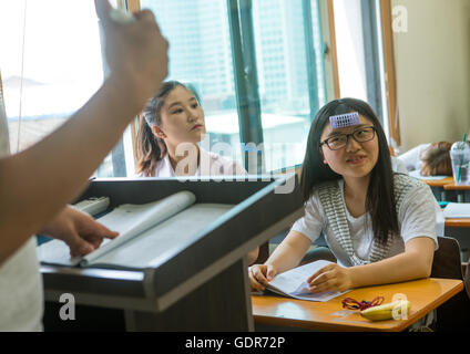 Nordkoreanische Teenager Überläufer in Yeo-Mung Alternative Schule, National Capital Area, Seoul, Südkorea Stockfoto