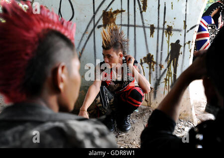 Punks in der Mai, Birmanischen Hauptstadt Yangon. Stockfoto