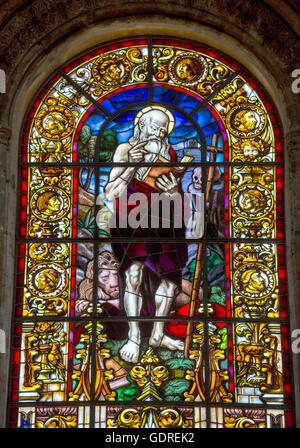 Buntglasfenster, Jerónimos Kloster, UNESCO-Weltkulturerbe, Lissabon, Stadtteil von Lissabon, Portugal, Europa, Reisen Stockfoto