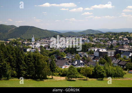 Blick über die Stadt Winterberg, Sauerland, Nordrhein-Westfalen Stockfoto