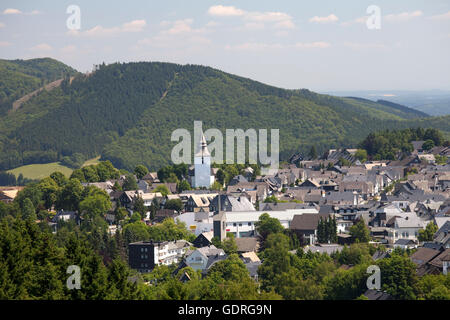 Blick über die Stadt Winterberg, Sauerland, Nordrhein-Westfalen Stockfoto
