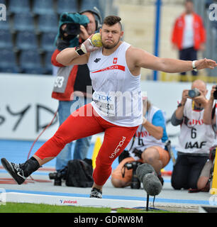 Bydgoszcz, Polen. 19. Juli 2016. Konrad Bukowiecki Polens in der Quali Runde wenn die Mens während der Vormittagssitzung am 1. Tag von der IAAF World Junior Championships Zawisza Stadium am 19. Juli 2016 in Bydgoszcz, Polen Kugelstoßen. Bildnachweis: Roger Sedres/Alamy Live-Nachrichten Stockfoto