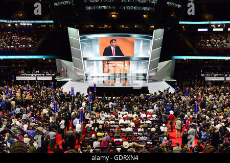 Cleveland, Ohio, USA. 19. Juli 2016.     die 2016 Republican National Convention, Oder in der Quicken Loans Arena in Cleveland, Ohio am Montag, 18. Juli, 2016.Credit: Ron Sachs/CNP. © Ron Sachs/CNP/ZUMA Draht/Alamy Live-Nachrichten Stockfoto