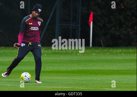 Thiago Mendes während des Trainings die S? o Paulo Football Club, abgehaltenen CCT Barra Funda, in der westlichen Zone von S? o Paulo. Stockfoto