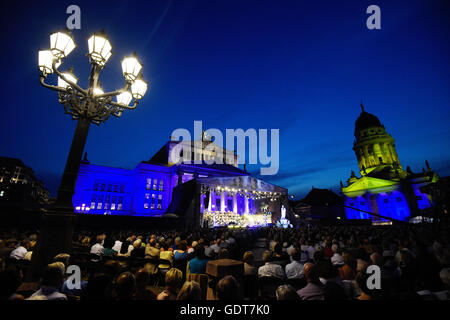 Berlin, Deutschland. 21. Juli 2016. Gesamtansicht der 25. Classic Open Air in Berlin, Deutschland, 21. Juli 2016. Foto: Rainer Jensen/Dpa/Alamy Live-Nachrichten Stockfoto