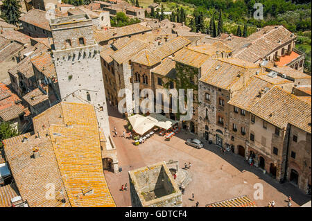 Stadt San Gimignano, gesehen vom höchsten Turm Torre Grosso, Toskana, Italien Stockfoto