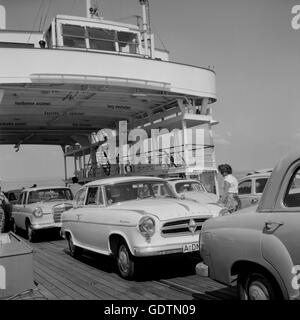 Autofähre am See Konstanz, 1953 Stockfoto