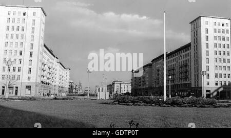 Stalinallee in Ost-Berlin, 1955 Stockfoto