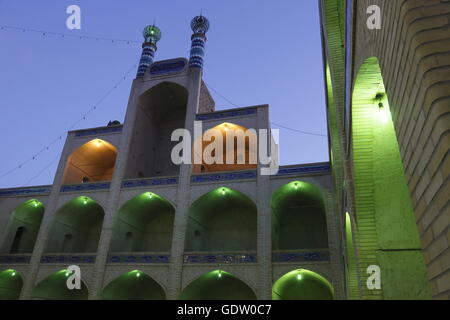 Moschee in der blauen Stunde Stockfoto