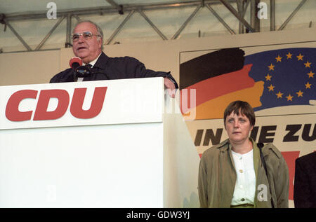 Kohl und Merkel Stockfoto