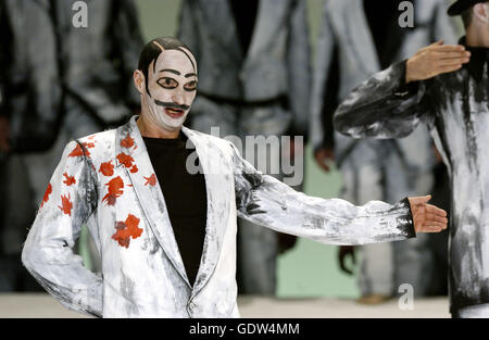 "Eugene Onegin", Regisseur Achim Freyer Stockfoto