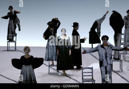 "Eugene Onegin", Regisseur Achim Freyer Stockfoto