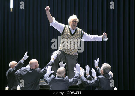 "Don Pasquale" stage Director Jetske Mijnssen Stockfoto