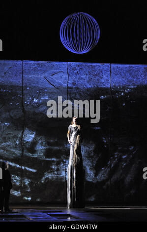 "Das Rheingold", Regie: Guy Cassier Stockfoto