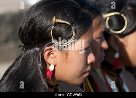 Das Bild der Zeliang Naga Mädchen Hornbill Festival, Nagaland, Indien Stockfoto