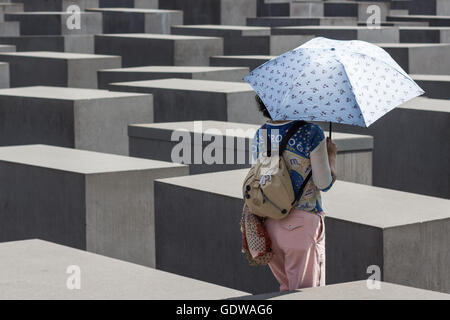 Das Denkmal für die ermordeten Juden Europas, auch bekannt als das Holocaust-Mahnmal in Berlin. Stockfoto