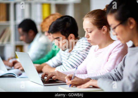 Studenten auf Konferenz Stockfoto