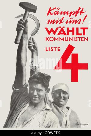 Deutscher Kommunist und sowjetisch-russischen Propaganda Wahlplakat, ca. 1932, durch John Heartfield, in Vorbereitung der allgemeinen Wahlen in Deutschland (zuletzt gegen Hitler) Stockfoto