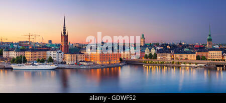 Stockholm. Panorama-Bild von Stockholm während des Sonnenuntergangs. Stockfoto