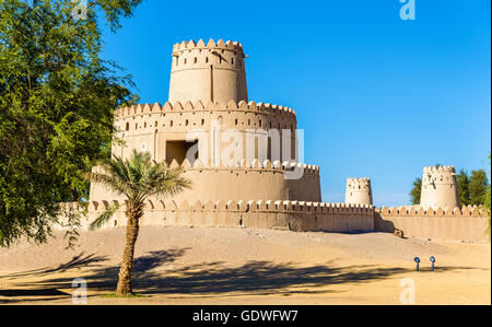 Türme von Al Jahili Fort in Al Ain, Vereinigte Arabische Emirate Stockfoto