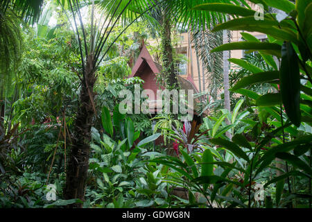 das Jim Thompson Haus mit Garten in der Nähe des Siam Square in der Stadt von Bangkok in Thailand in Südostasien. Stockfoto