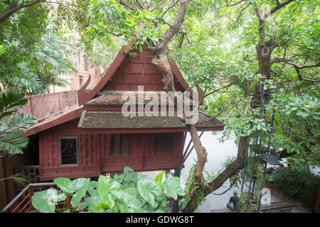 das Jim Thompson Haus mit Garten in der Nähe des Siam Square in der Stadt von Bangkok in Thailand in Südostasien. Stockfoto