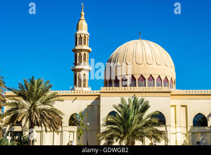 Kleine Moschee in Abu Dhabi - Vereinigte Arabische Emirate Stockfoto