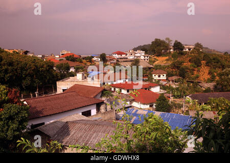 Das Dorf Mae Salong nördlich der Stadt Chiang Rai in der Provinz Chiang Rai im Norden von Thailand in Südostasien. Stockfoto