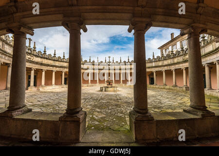 Das kreisförmige Kloster Mosteiro da Serra Pilar, Porto, Portugal Stockfoto