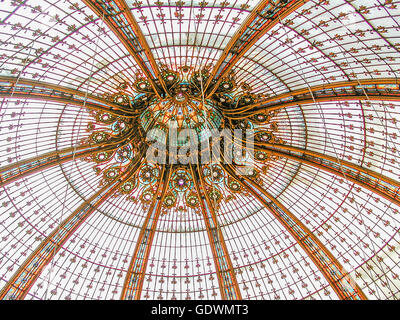 Art-Deco-Kuppel der Galeries Lafayette, Paris, Frankreich Stockfoto