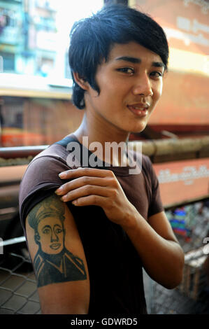 Tatoo General Aung San Stockfoto