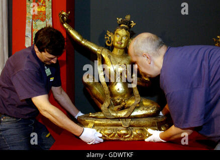 "Die Ausstellung '' Tibet – Klöster öffnen ihre Schatzkammern ''" Stockfoto