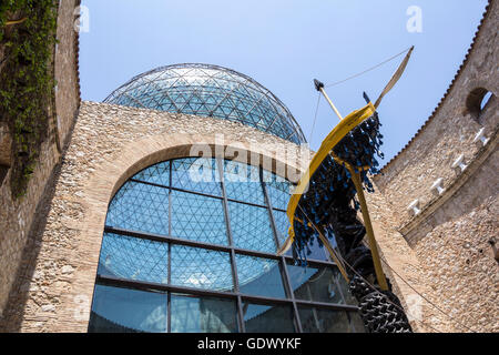 FIGUERAS, Spanien - 25. Juni 2016: Details vom Dali Museum, am 25. Juni 2016 in Figueres, Katalonien, Spanien. Im Museum ist es die Stockfoto