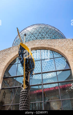 FIGUERAS, Spanien - 25. Juni 2016: Details vom Dali Museum, am 25. Juni 2016 in Figueres, Katalonien, Spanien. Stockfoto