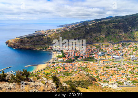 Blick vom Pico Facho Sicht über das Tal von Machico, Madeira, Portugal Stockfoto