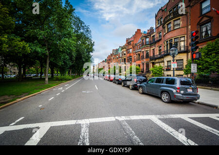 Commonwealth Avenue, in Back Bay in Boston, Massachusetts. Stockfoto