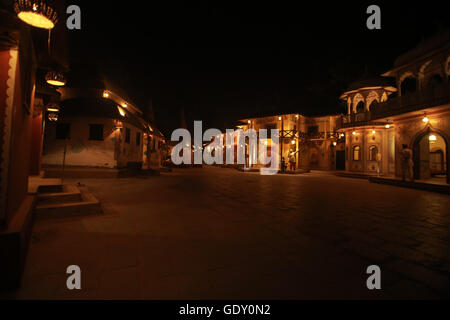 Nacht mit Blick auf die rosa Stadt Jaipur im indischen Bundesstaat Rajasthan Stockfoto