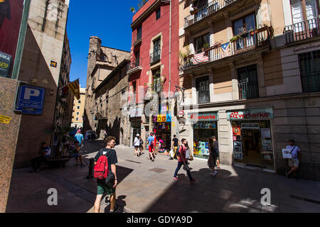 Spanien, Barcelona: Barcelona ist die kosmopolitische Hauptstadt der spanischen Region Katalonien. Es zeichnet sich durch unkonventionelle Kunst und eine Stockfoto