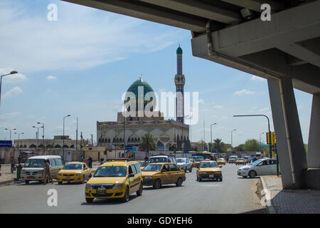 Bild für Al-Alawi Bereich der Center der Stadt Bagdad, sie enthalten das irakische Nationalmuseum des Nordens, die im Osten davon für Reisende in den südlichen Provinzen des Iraqwhich darin garage West Garage Reisende in den Provinzen im Norden Stockfoto