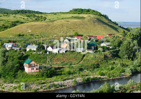 Vinnovka, Russland - 25. Juni 2016. Schöne Aussicht auf Vinnovka Village, Russland Stockfoto