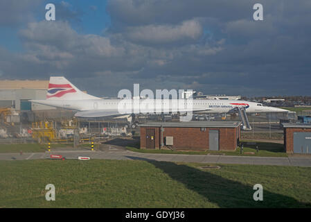 British Airways Concorde G-BOAB jetzt am Flughafen London Heathrow, SCO 10.782 gespeichert. Stockfoto