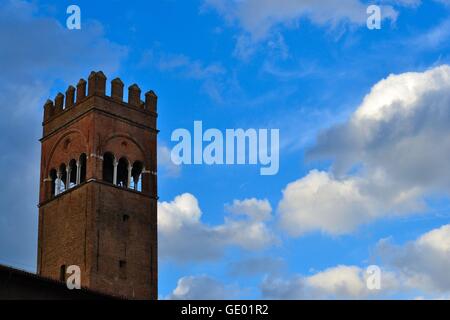 Torre dell'Arengo (Bologna, Italien) Palazzo del Podestà Stockfoto