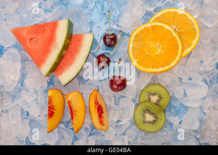 Gekühltes Obst Scheiben und Keile. Stockfoto