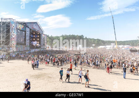 Kostrzyn nad Odra, Polen - 1. August 2015: Hauptbühne der 21. Woodstock Festival Polen (Przystanek Woodstock), eines der Stockfoto