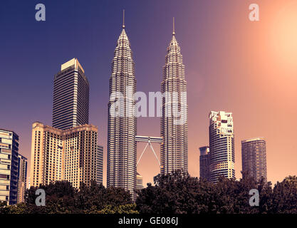 Vintage getönten Skyline von Kuala Lumpur, Malaysia. Stockfoto
