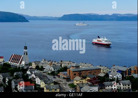 Geographie/Reisen, Norwegen, Hammerfest, Hafen mit MS Nordnorge, Additional-Rights - Clearance-Info - Not-Available Stockfoto