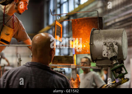 Moser Glashütte Herstellung Böhmische Kristallglasfabrik Tschechische Glasherstellung Karlsbad Tschechische Republik Europa Glaswerkstatt Stockfoto