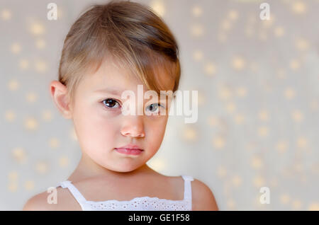 Porträt eines traurigen Mädchens, das schmollte Stockfoto