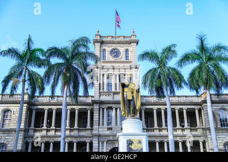 Supreme Court Building mit Kamehameha Stockfoto