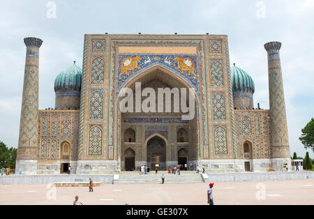 Sher-Dor Madrasah Stockfoto